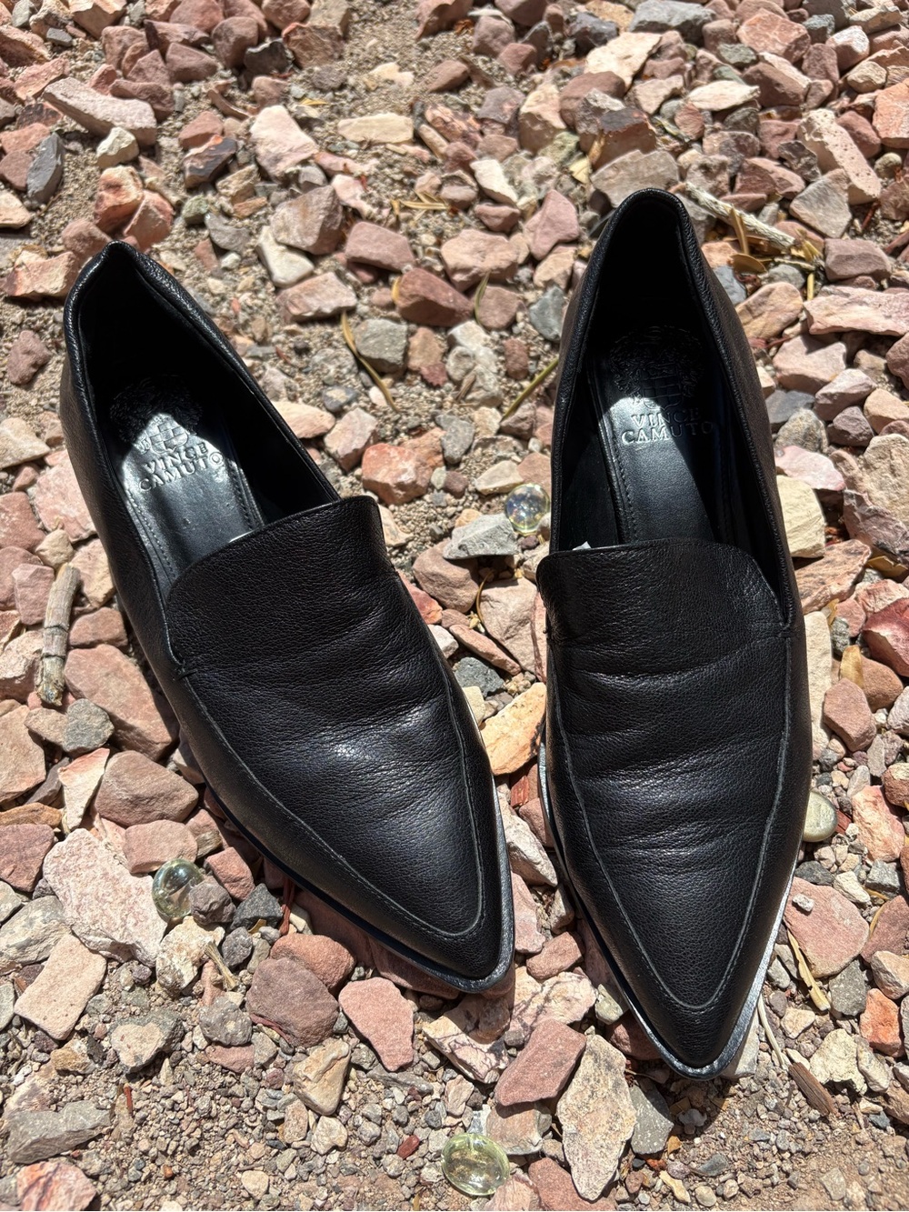 Vince Camuto Black Leather Pointed Toe Loafers 8.5M